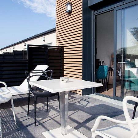 Logis Hotel Relais Saint Jacques - Chateauroux Déols Exterior foto