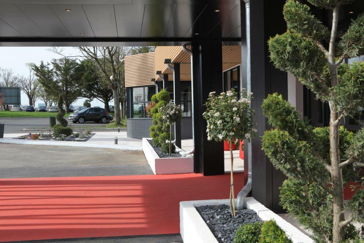 Logis Hotel Relais Saint Jacques - Chateauroux Déols Exterior foto